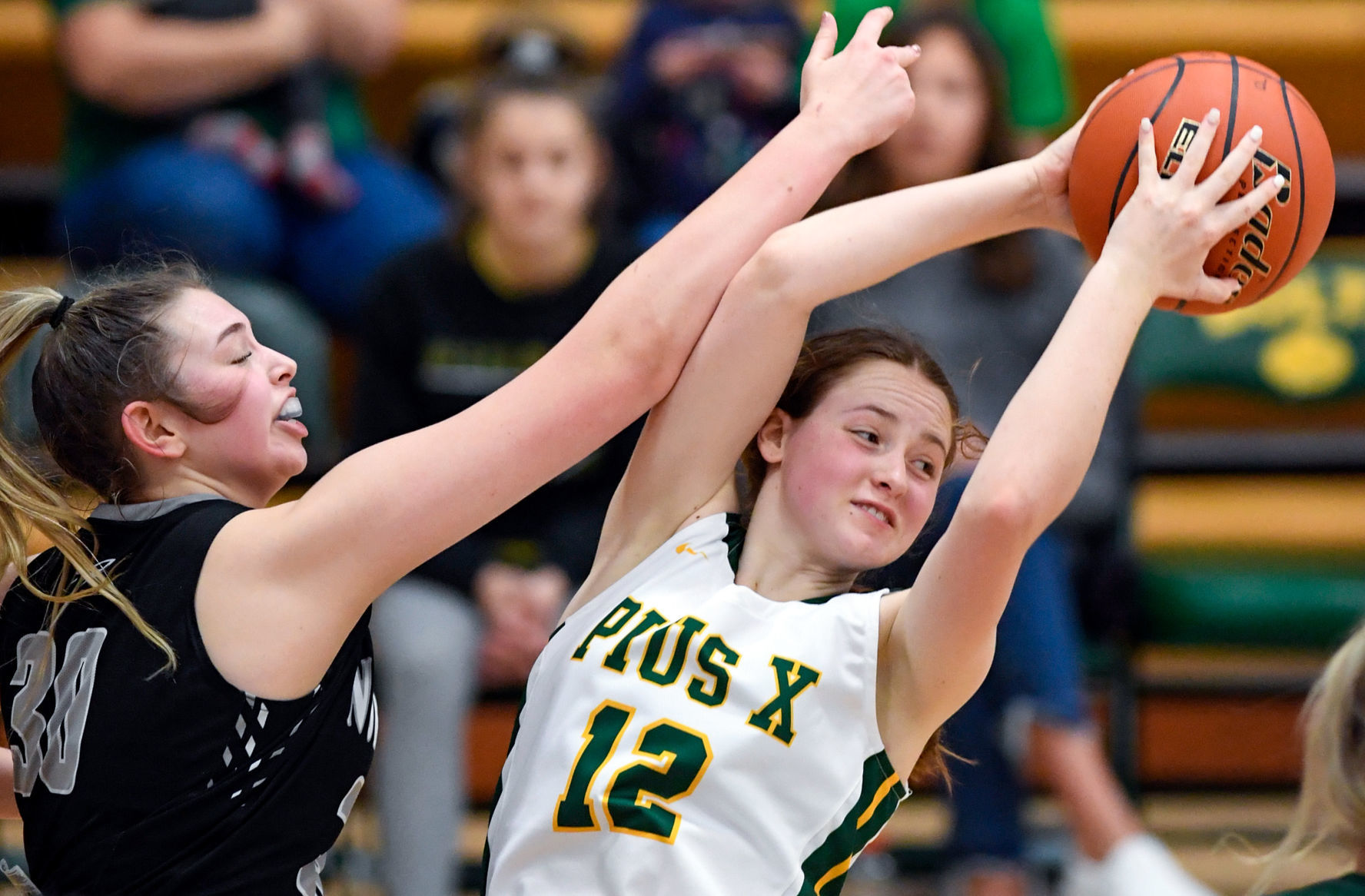 Lincoln Northeast vs. Lincoln Pius X